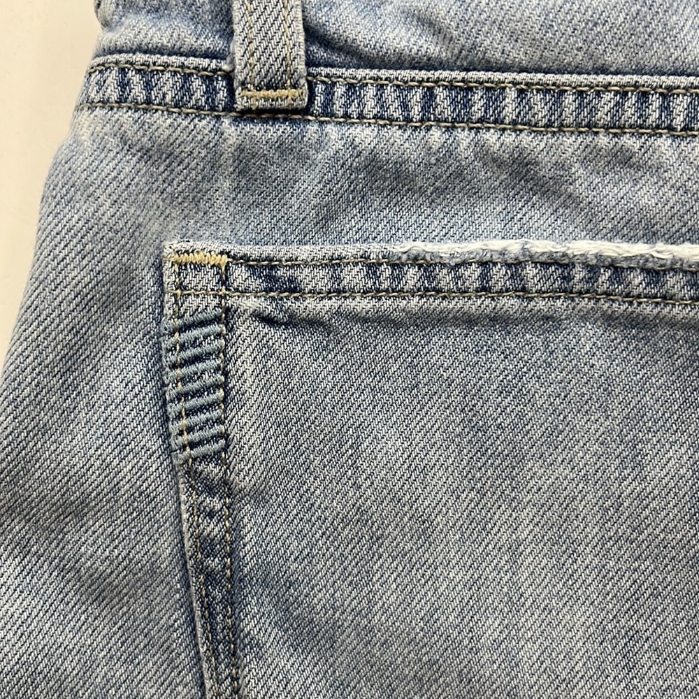 Paige 2 1/2” Inseam Keira Short Size 25 - Picture 14 of 16